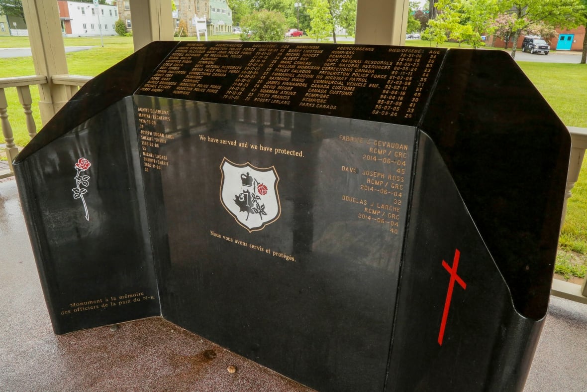 memorial.JPG